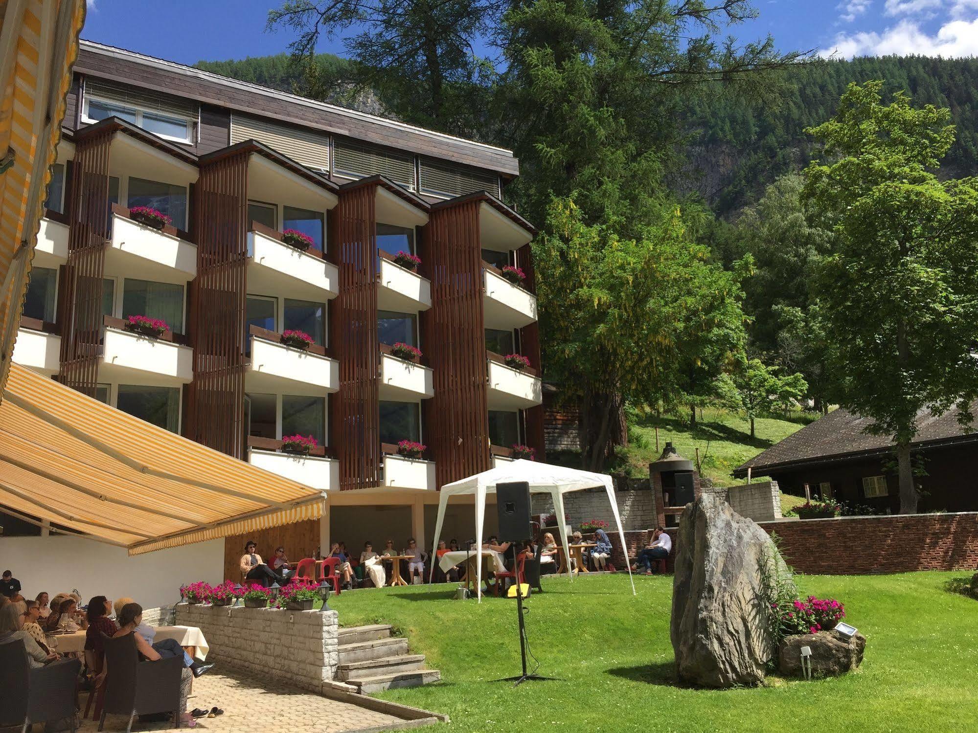 Hotel Quellenhof Leukerbad Kültér fotó